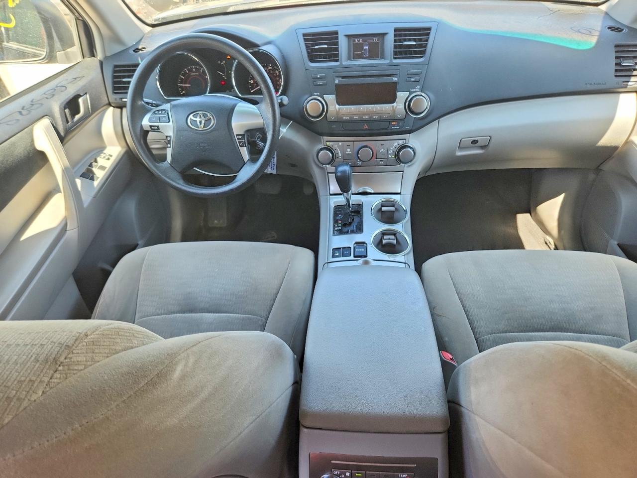 Toyota Highlander Base