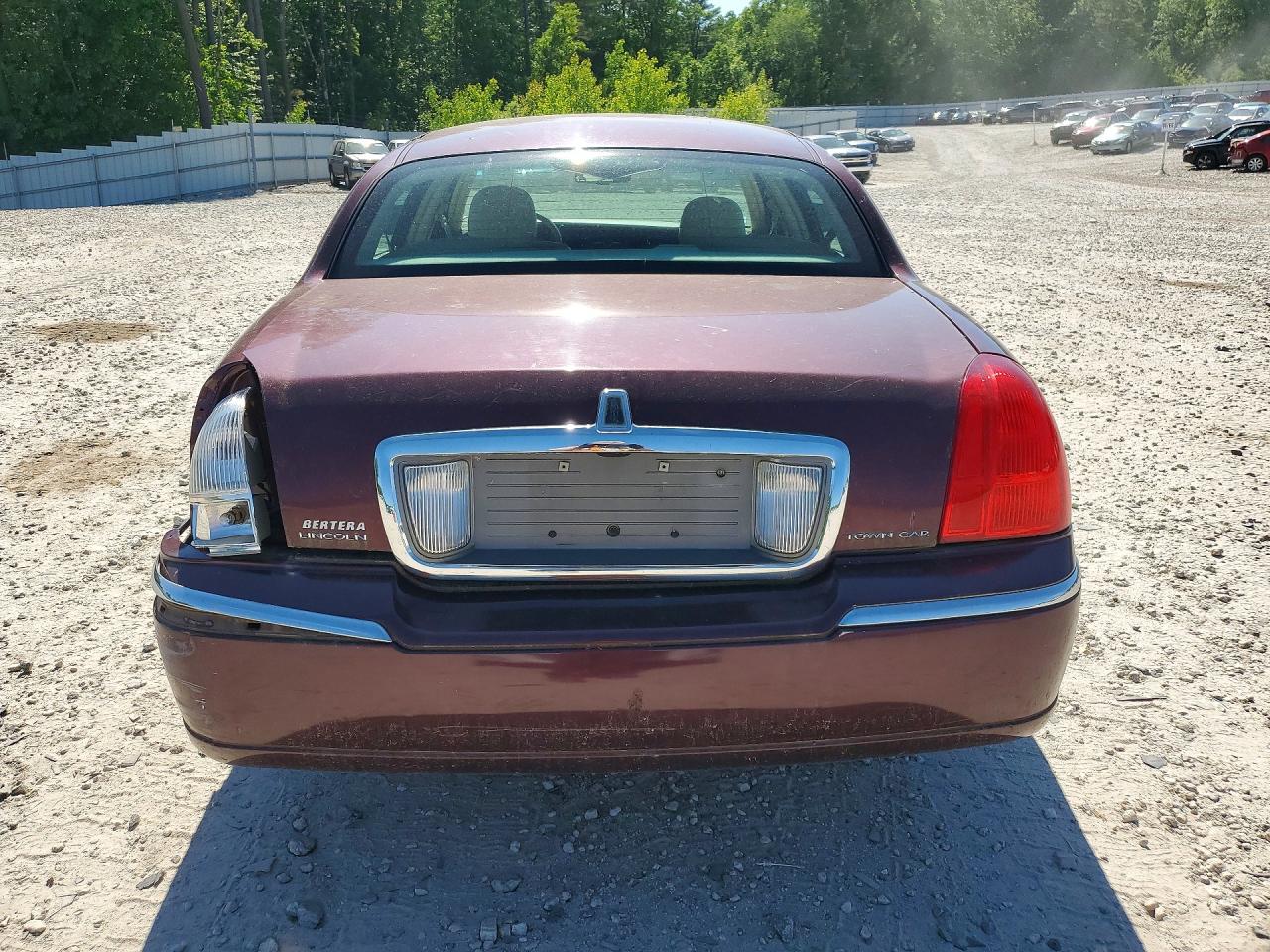 Lincoln Towncar Signature