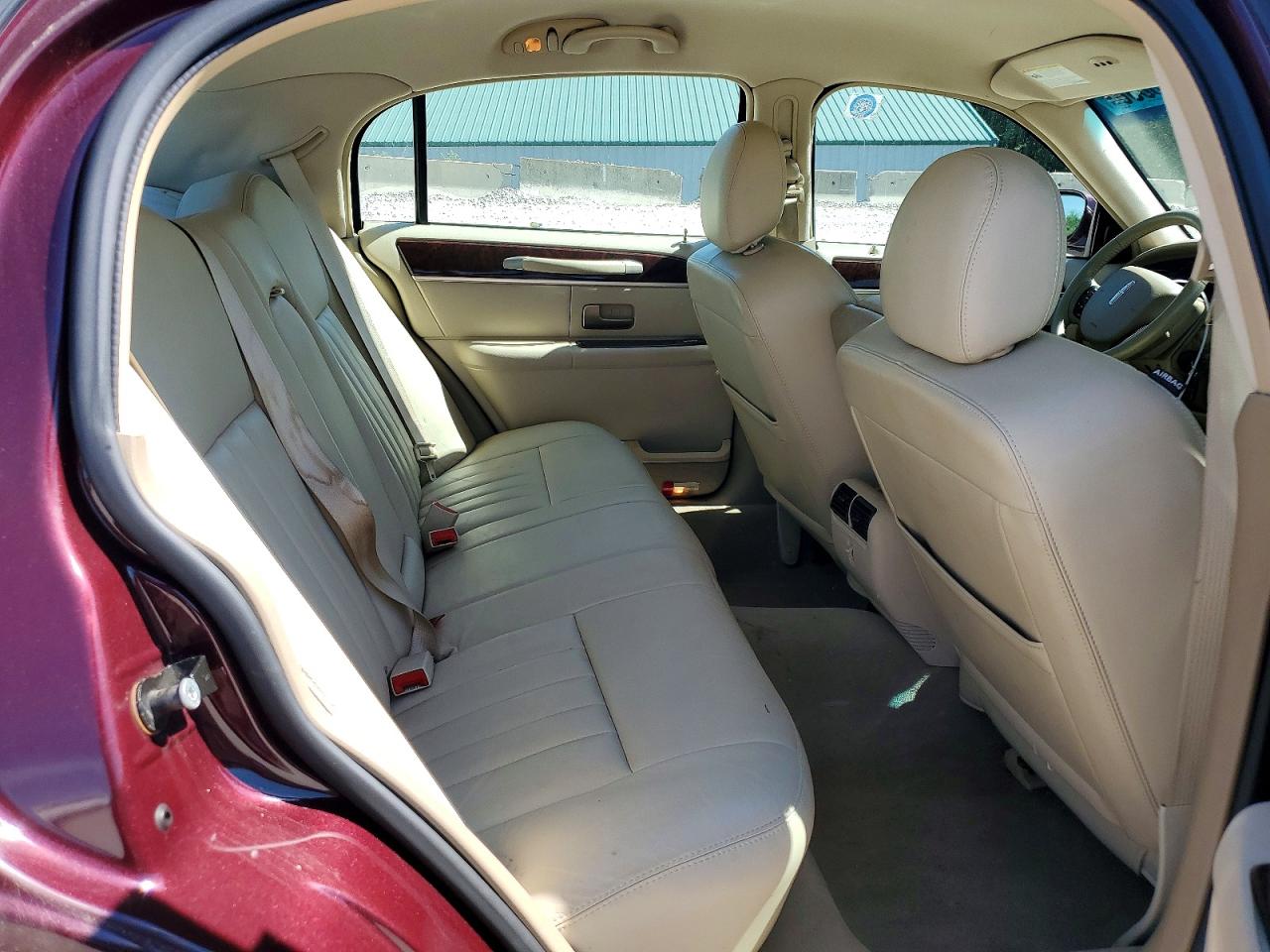 Lincoln Towncar Signature