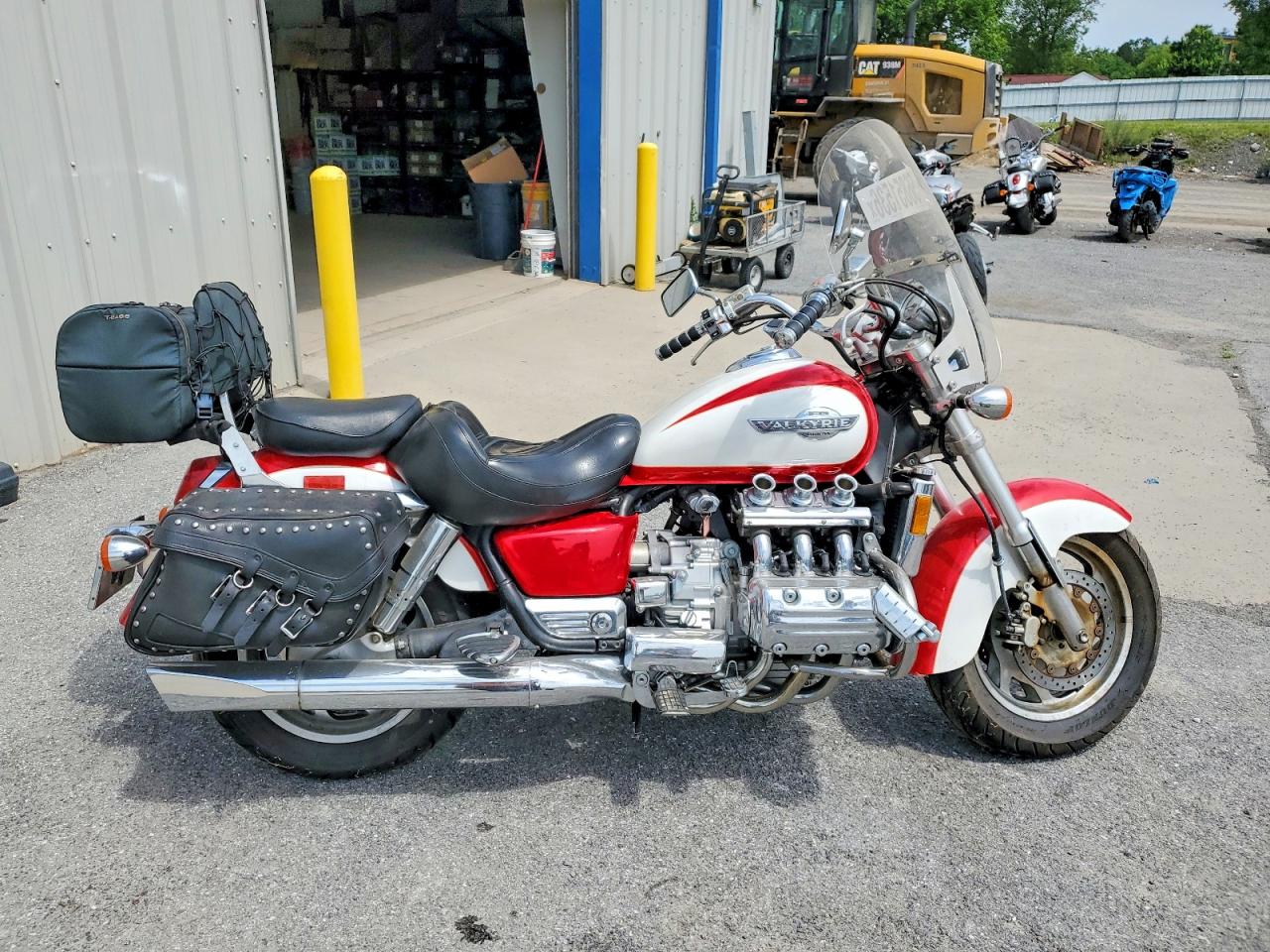 Salvage Honda Gl Cycle Image