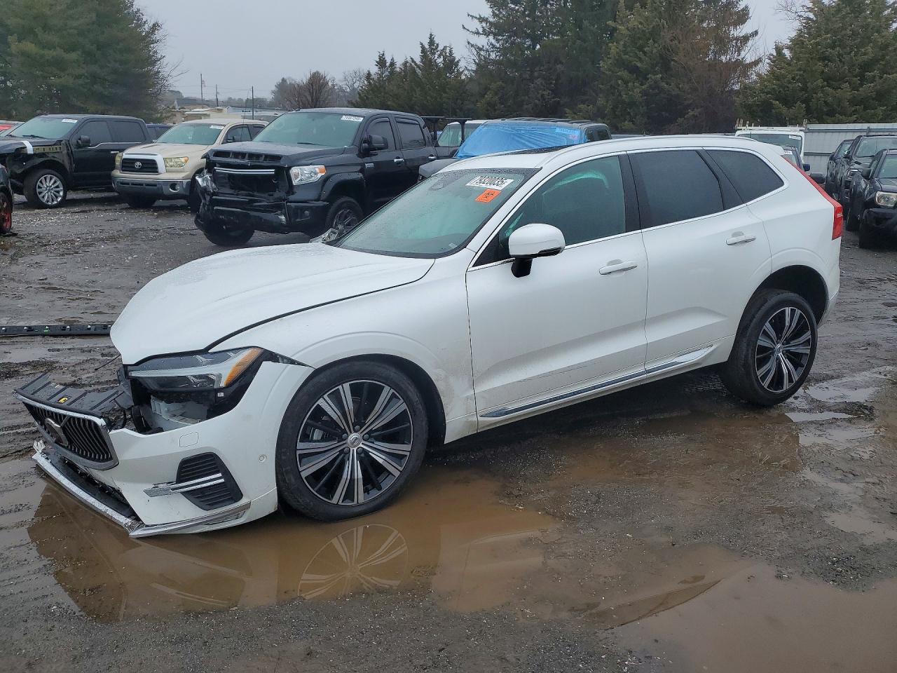 Salvage Volvo XC60 Image