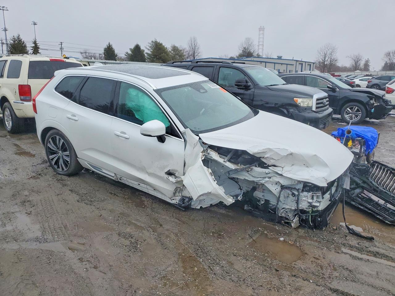 Volvo XC60 Plus