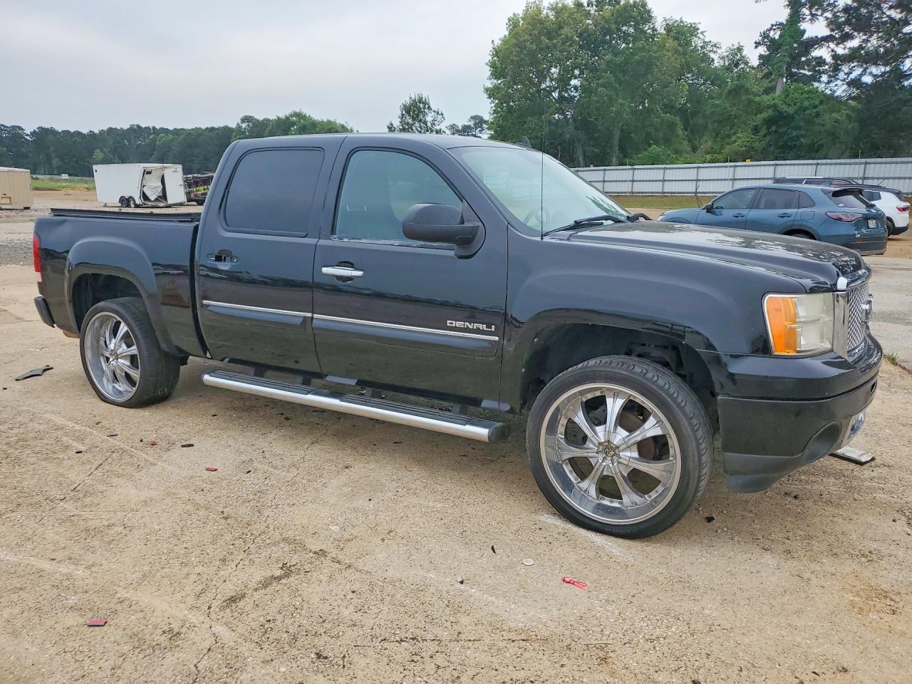 GMC Sierra C1500 Denali