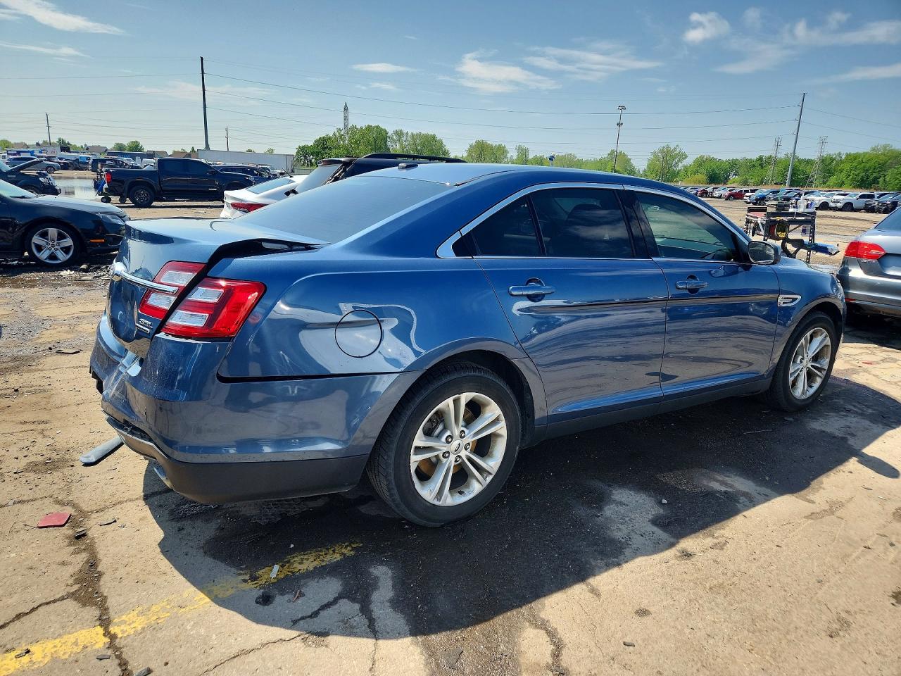 Ford Taurus Sel