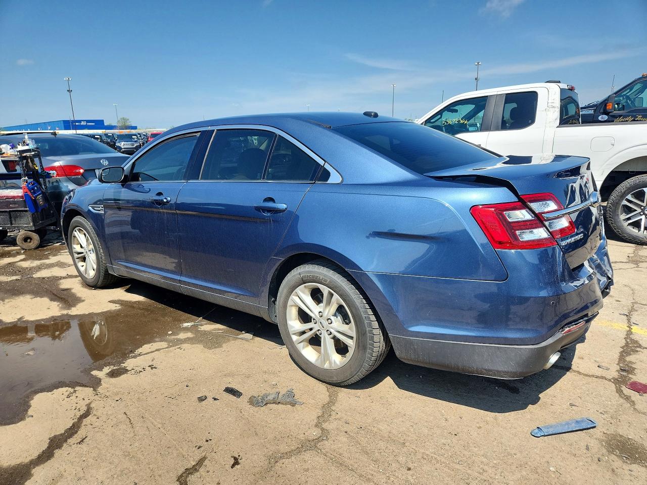 Ford Taurus Sel