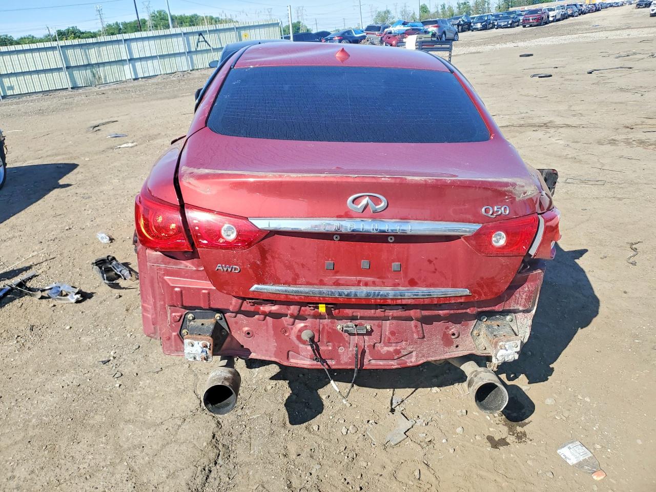 INFINITI Q50 Premium
