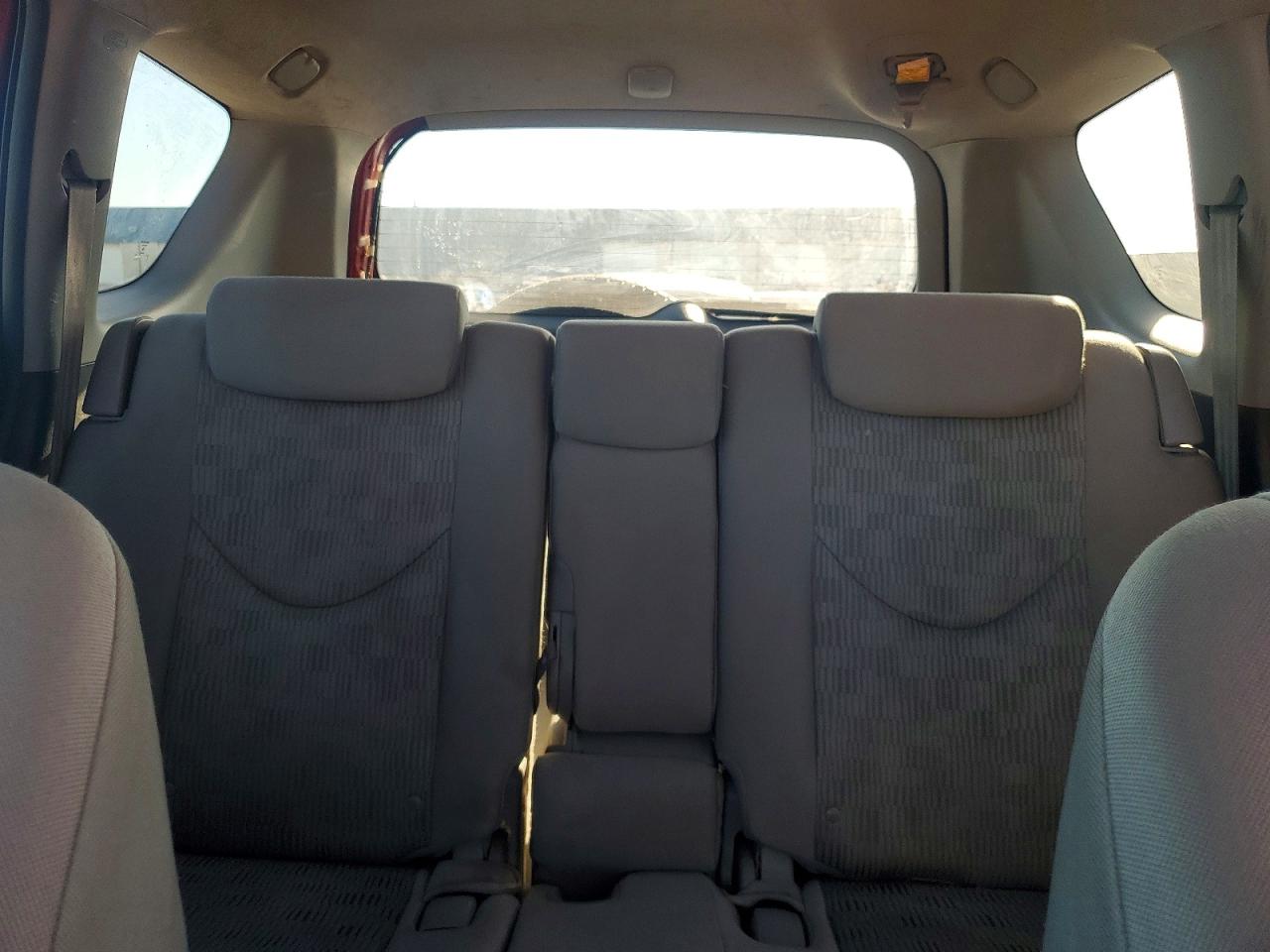 Toyota RAV4 Base
