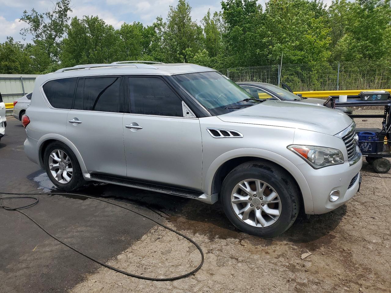 INFINITI Qx Base