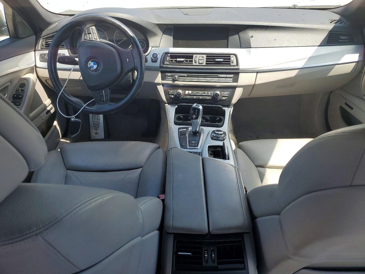 BMW 5 Series Xi