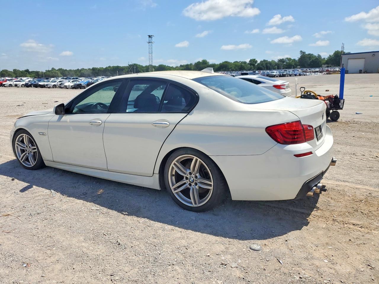 BMW 5 Series Xi