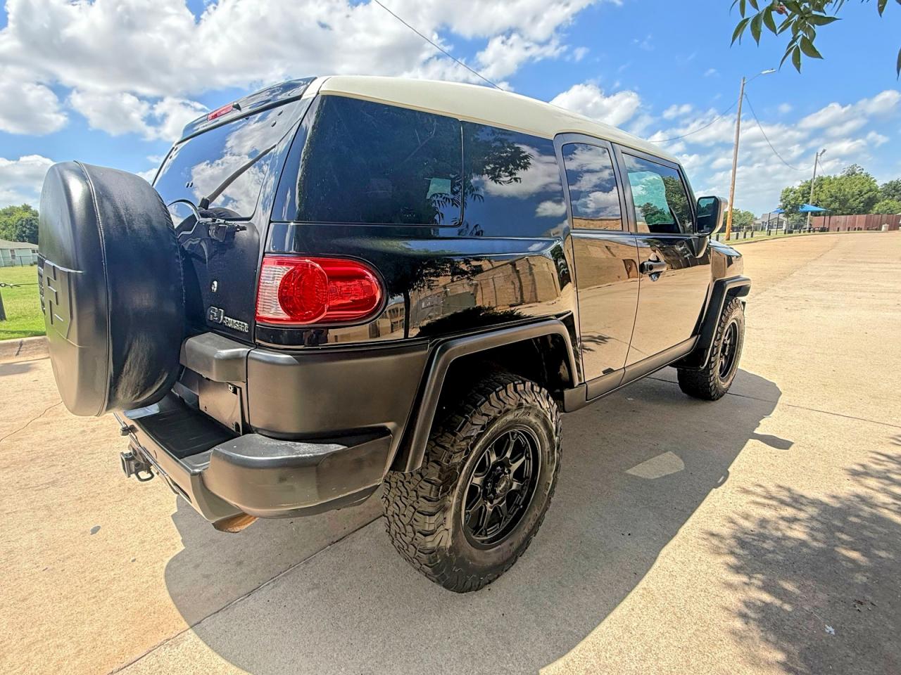 Toyota FJ Cruiser Base