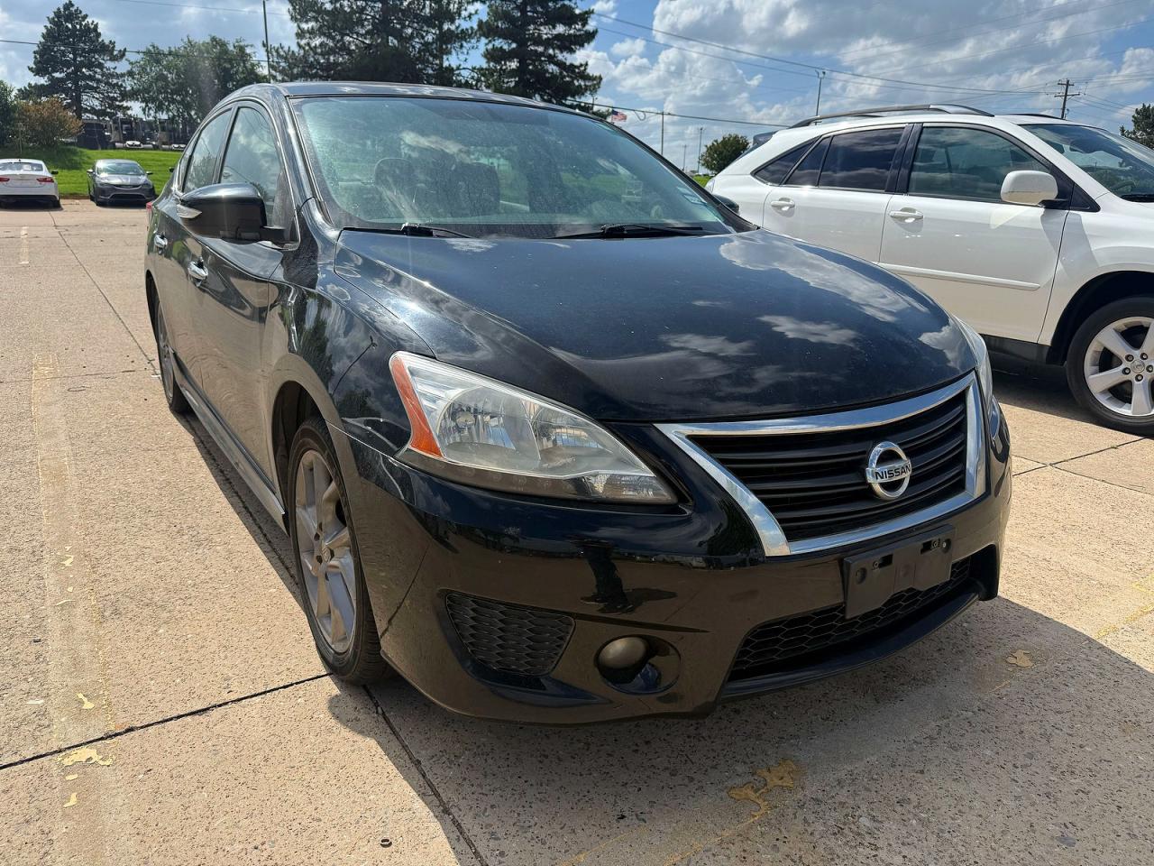Salvage Nissan Sentra Image