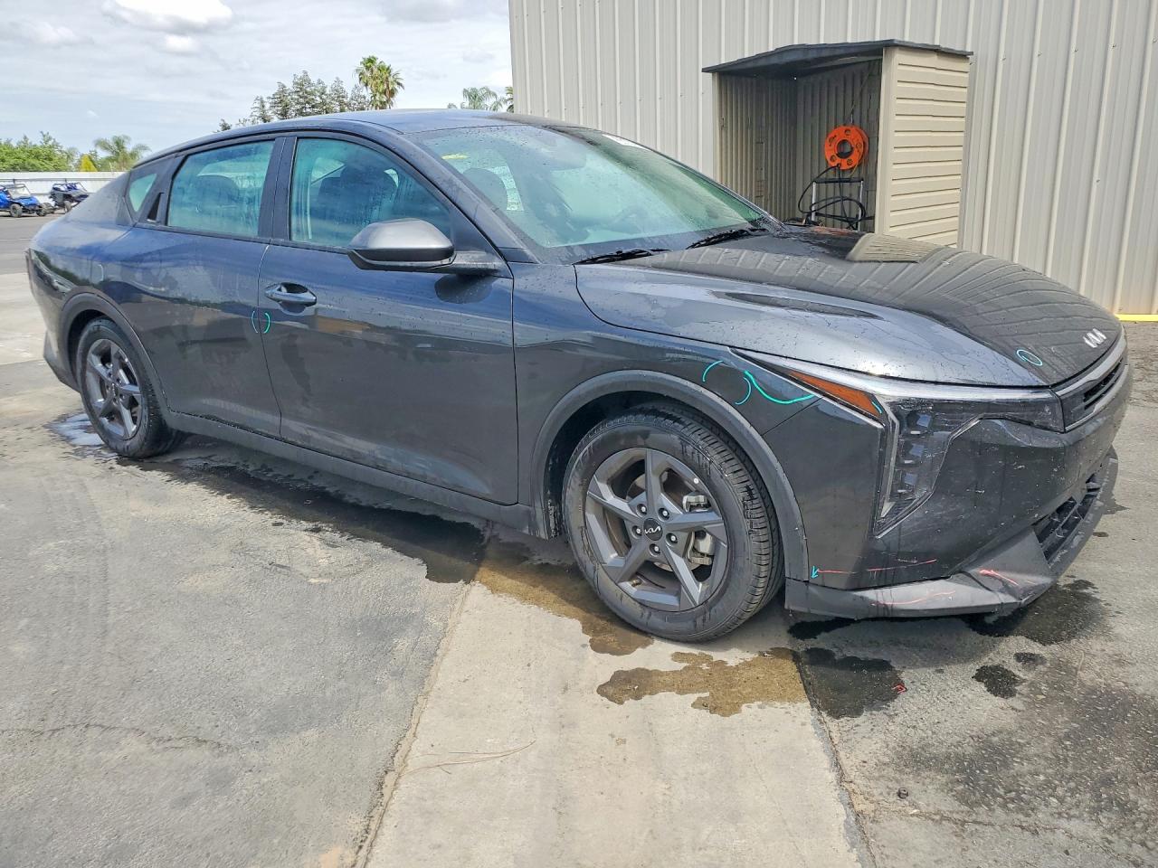 Kia K4 Lxs