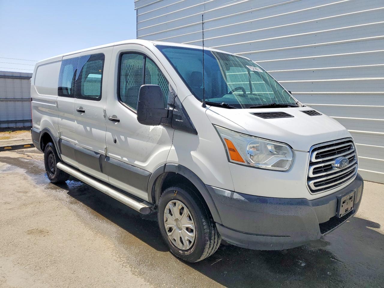 Ford Transit T-250