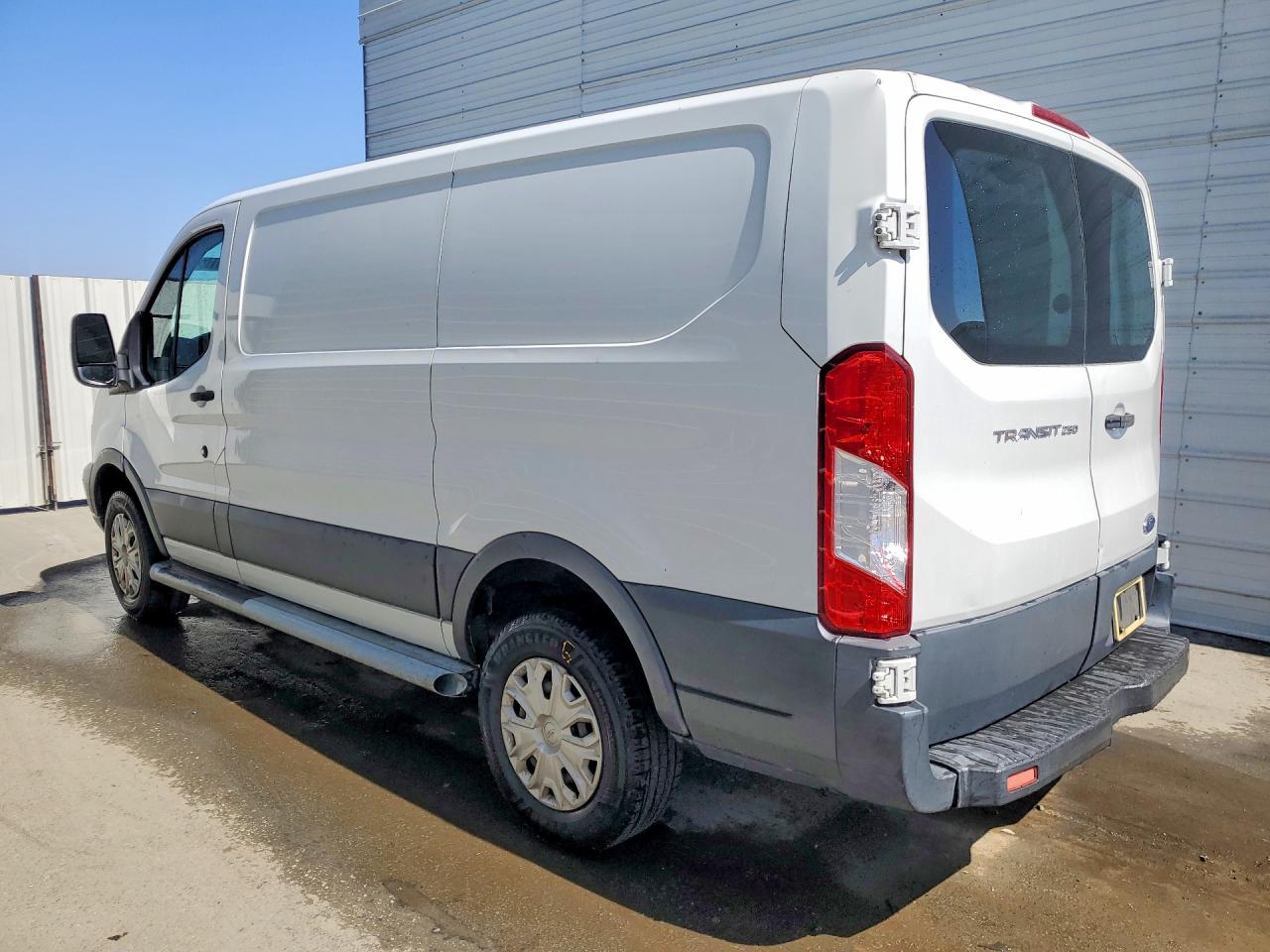 Ford Transit T-250
