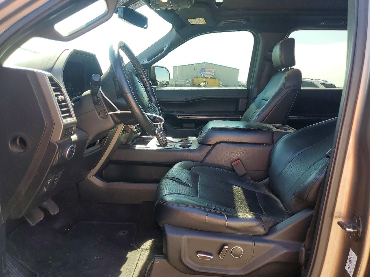 Ford Expedition Max Xlt