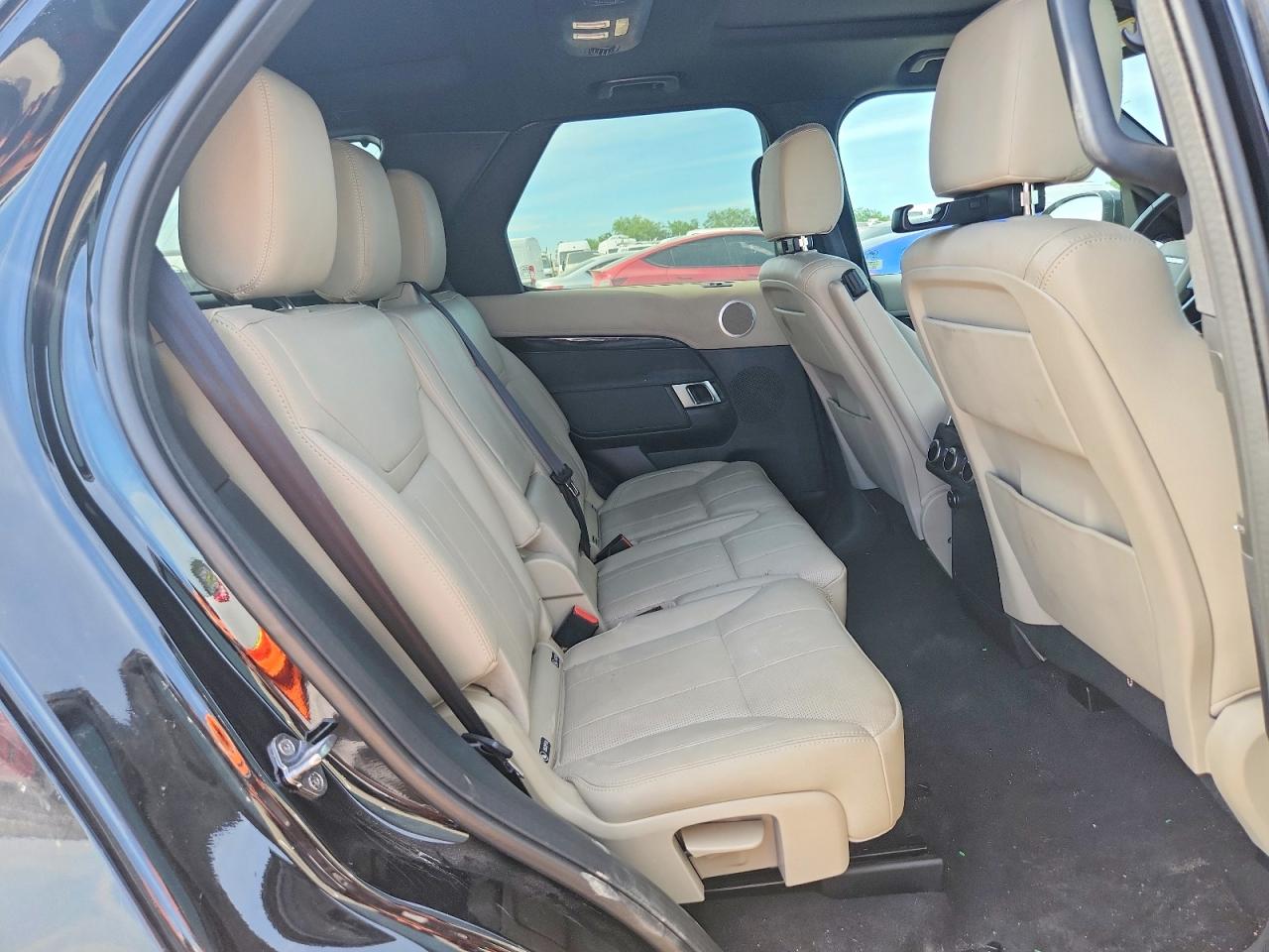 Land Rover Discovery Se