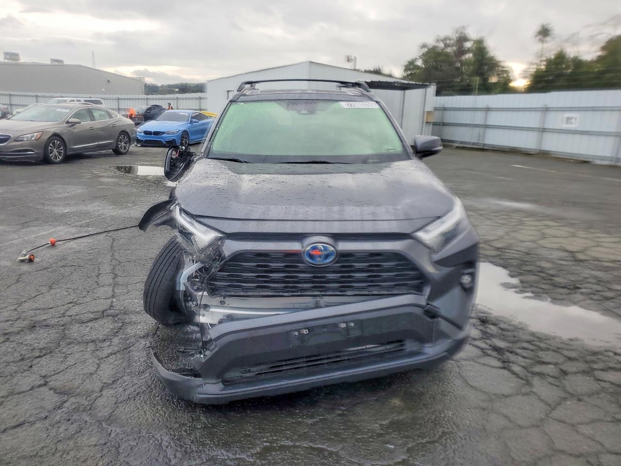 Toyota RAV4 Xle Premium