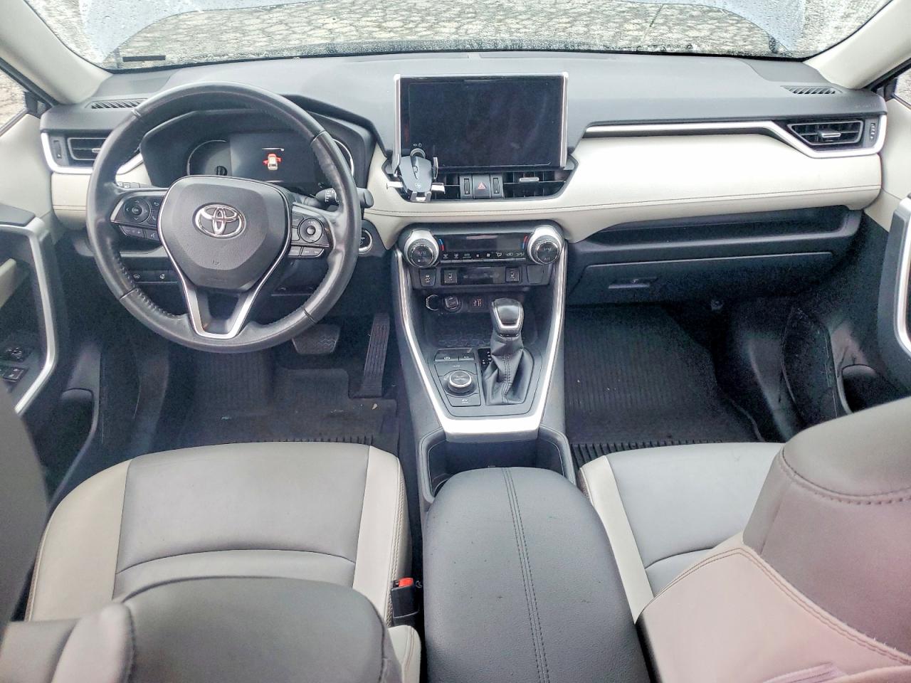 Toyota RAV4 Xle Premium
