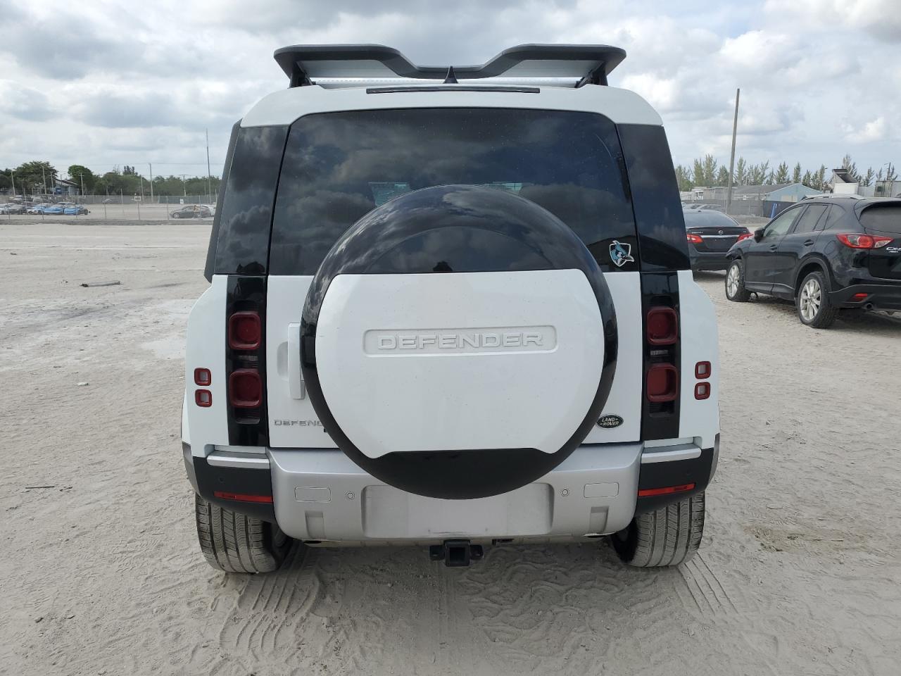Land Rover Defender 110 Se