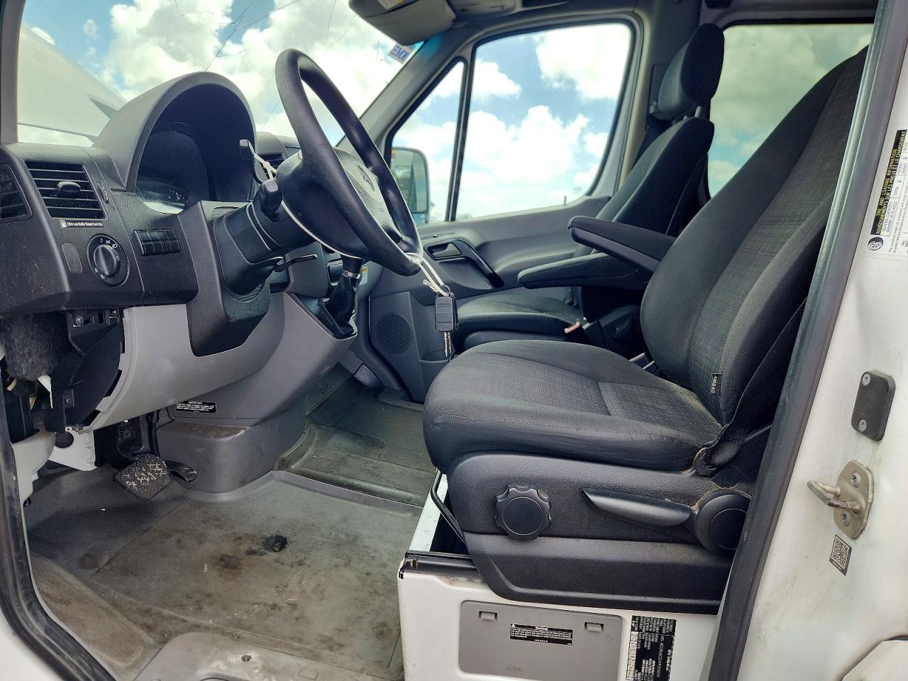 Mercedes-Benz Sprinter 2500