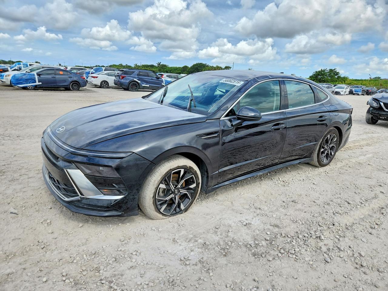 Salvage Hyundai SONATA Image