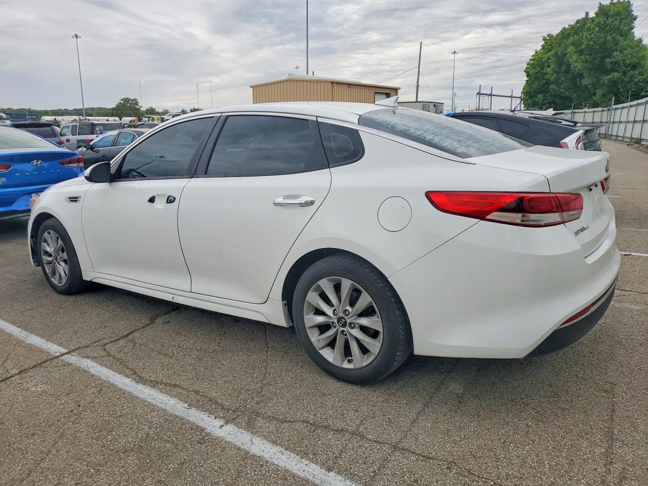 Kia Optima Lx