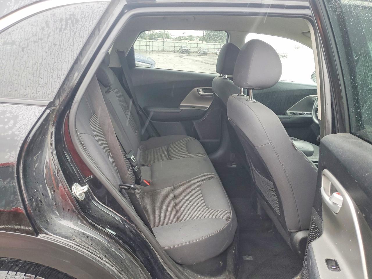 Kia Niro Lx
