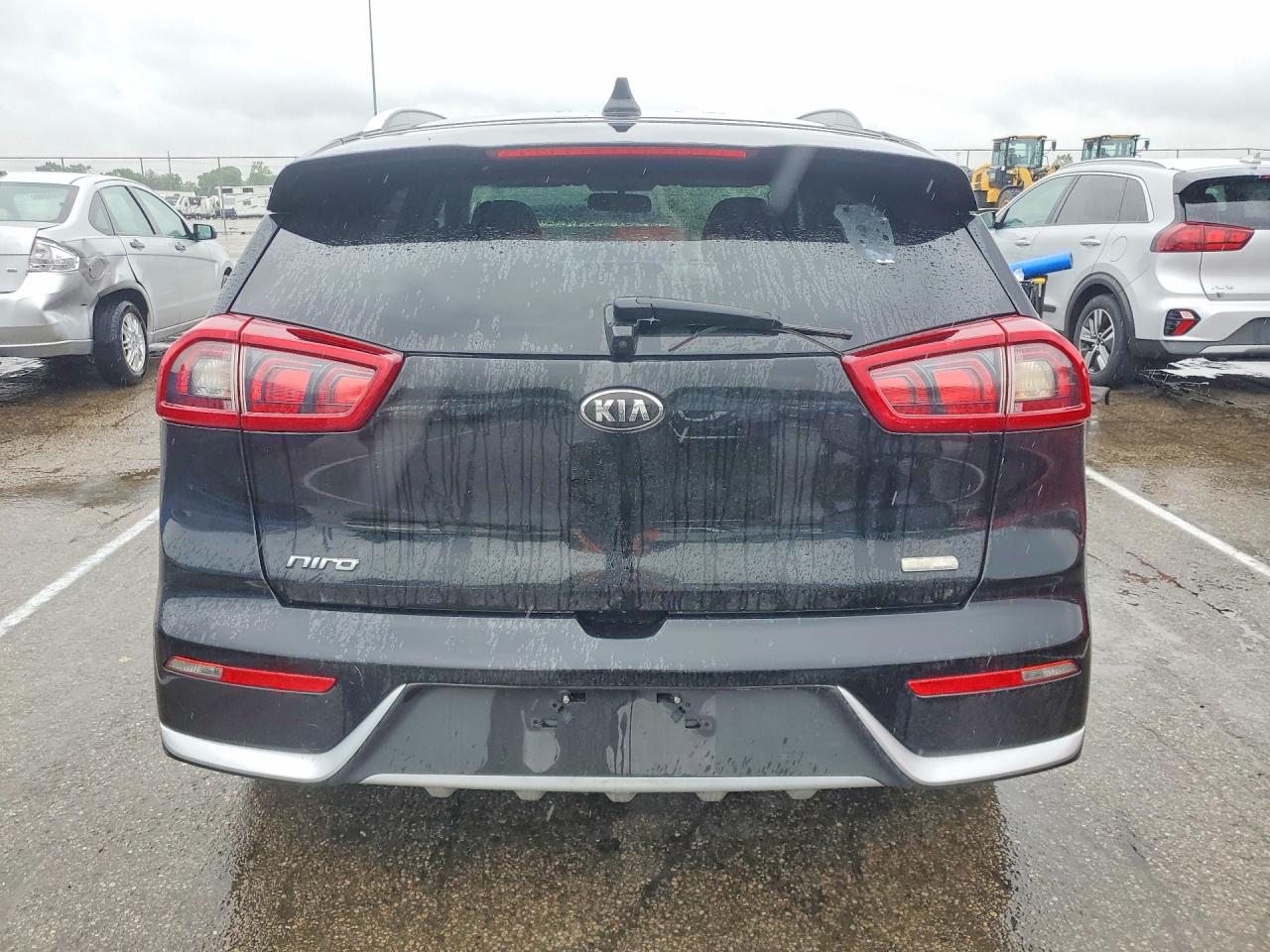 Kia Niro Lx