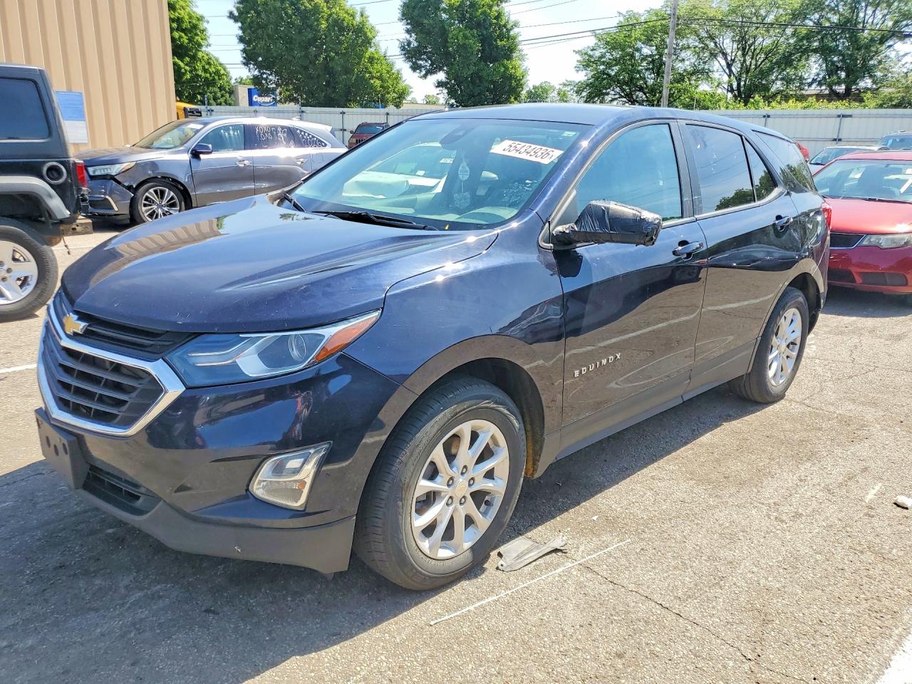 Salvage Chevrolet Equinox Image