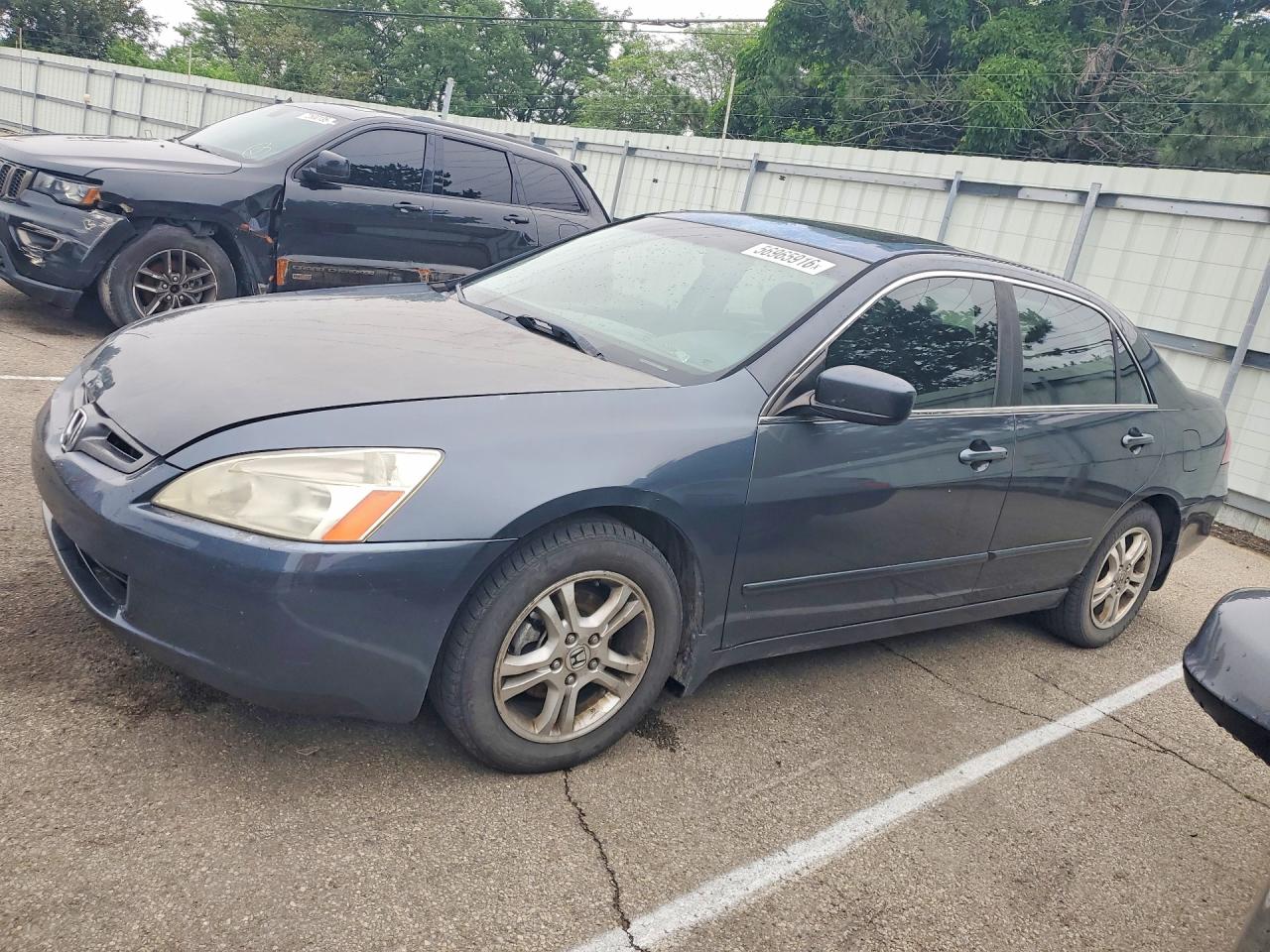 Salvage Honda Accord Image