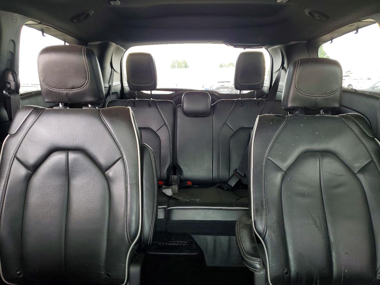 Chrysler Pacifica Limited