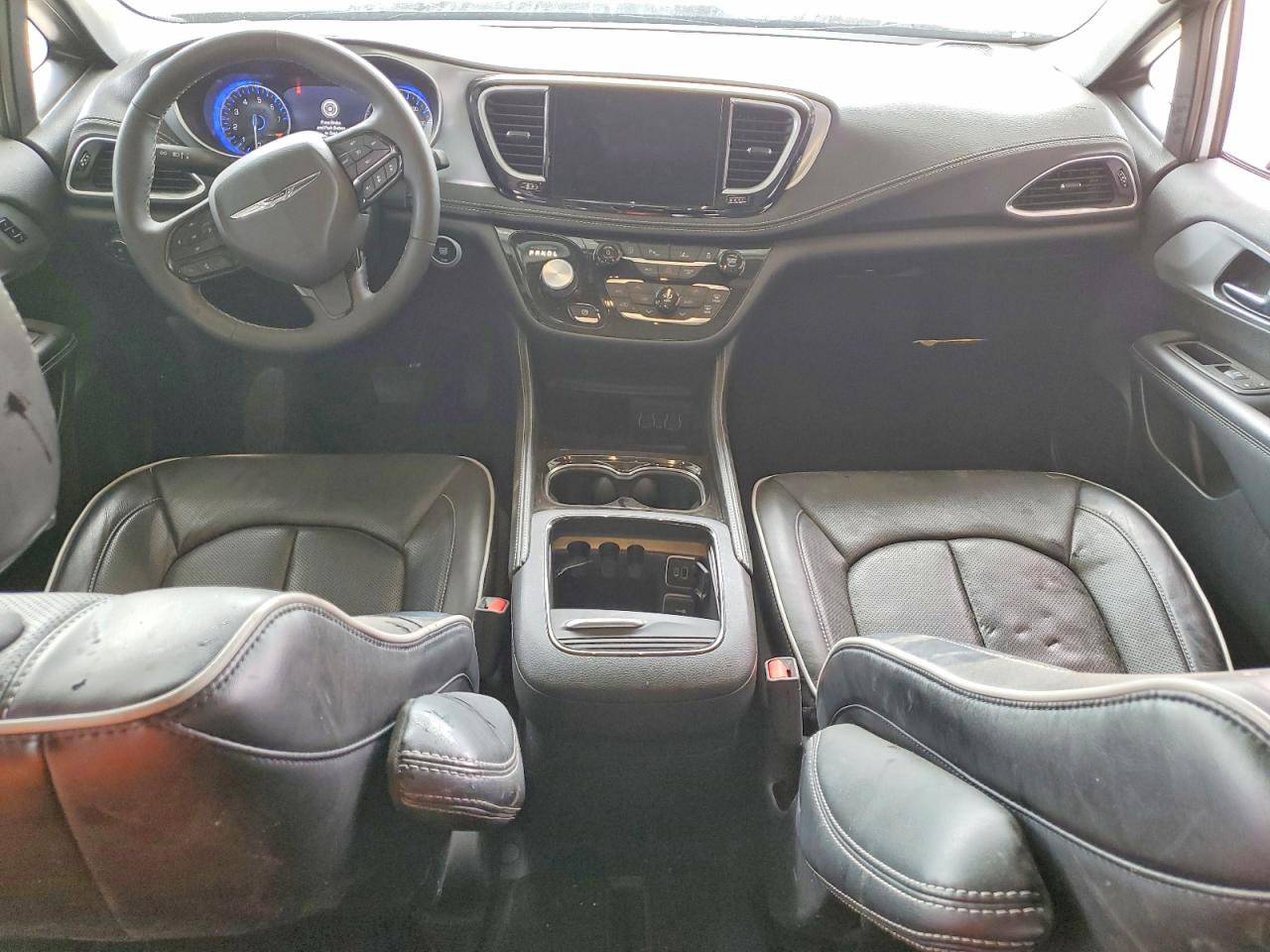 Chrysler Pacifica Limited