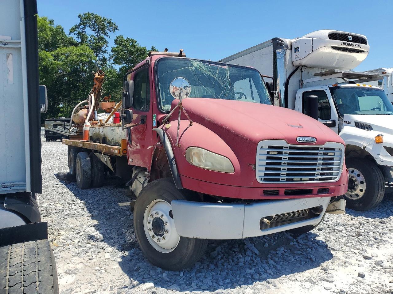 Salvage Freightliner M2 Image