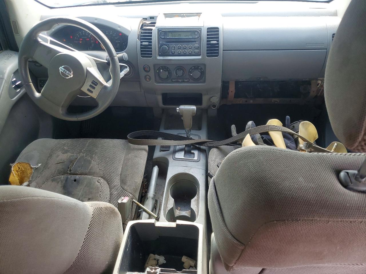 Nissan Frontier Se