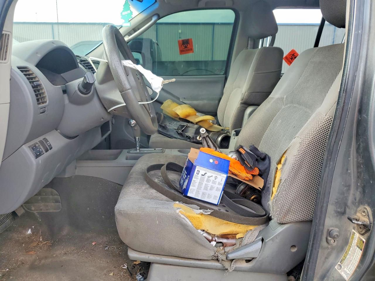 Nissan Frontier Se
