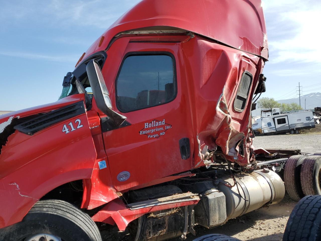 Freightliner Cascadia 126