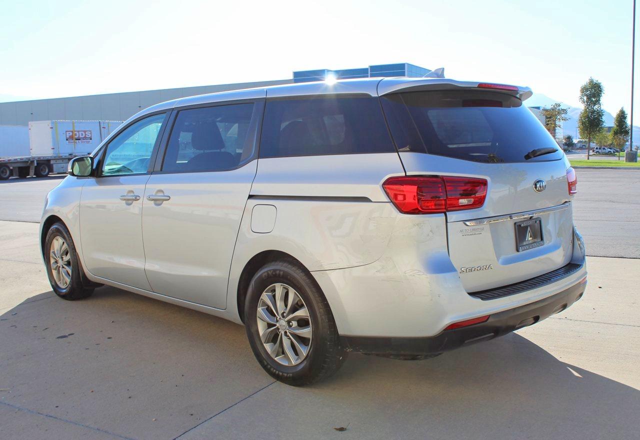 Kia Sedona Lx
