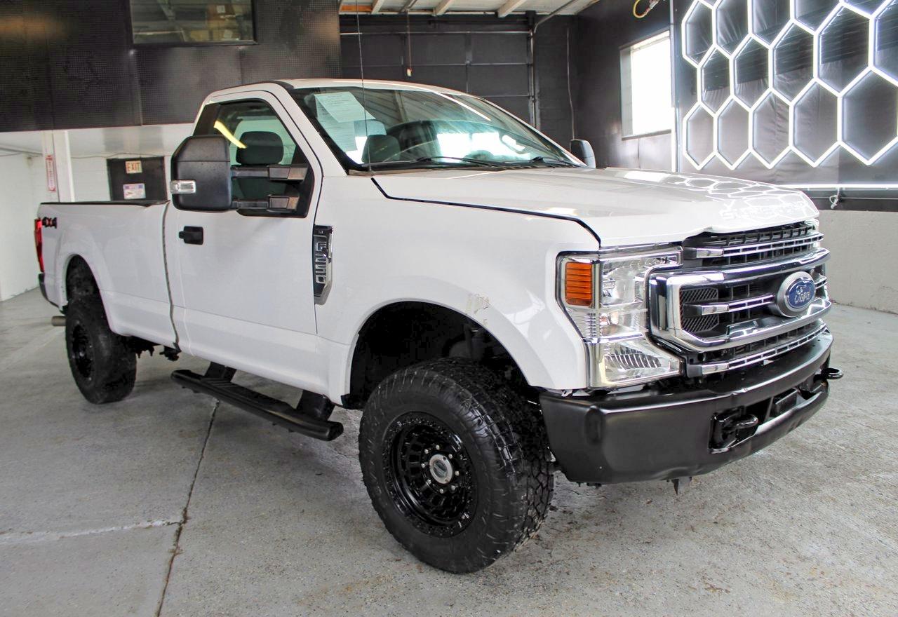 Salvage Ford F-250 Image