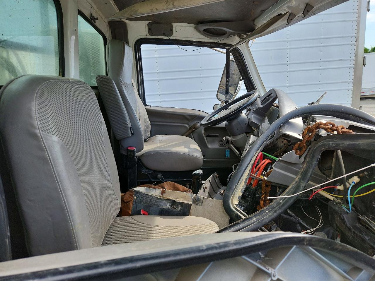 Sterling Truck L7500