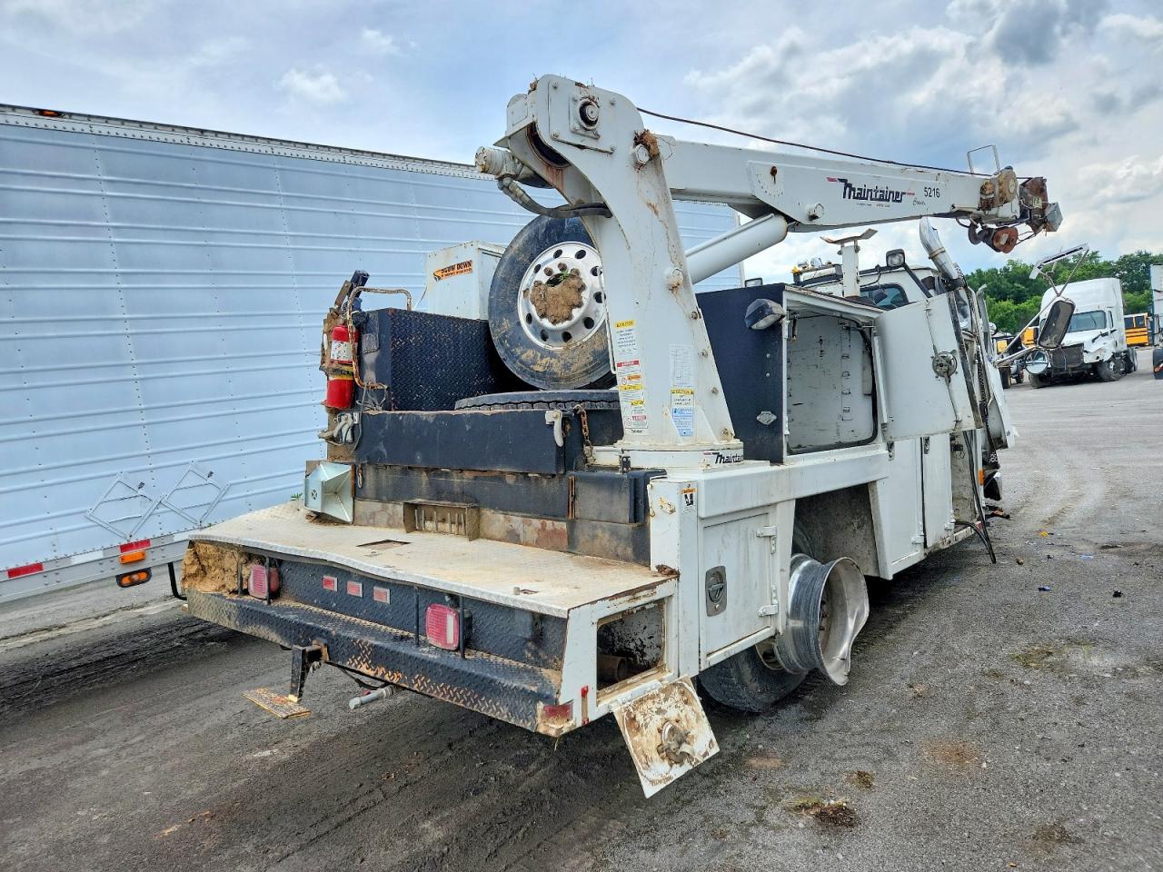Sterling Truck L7500
