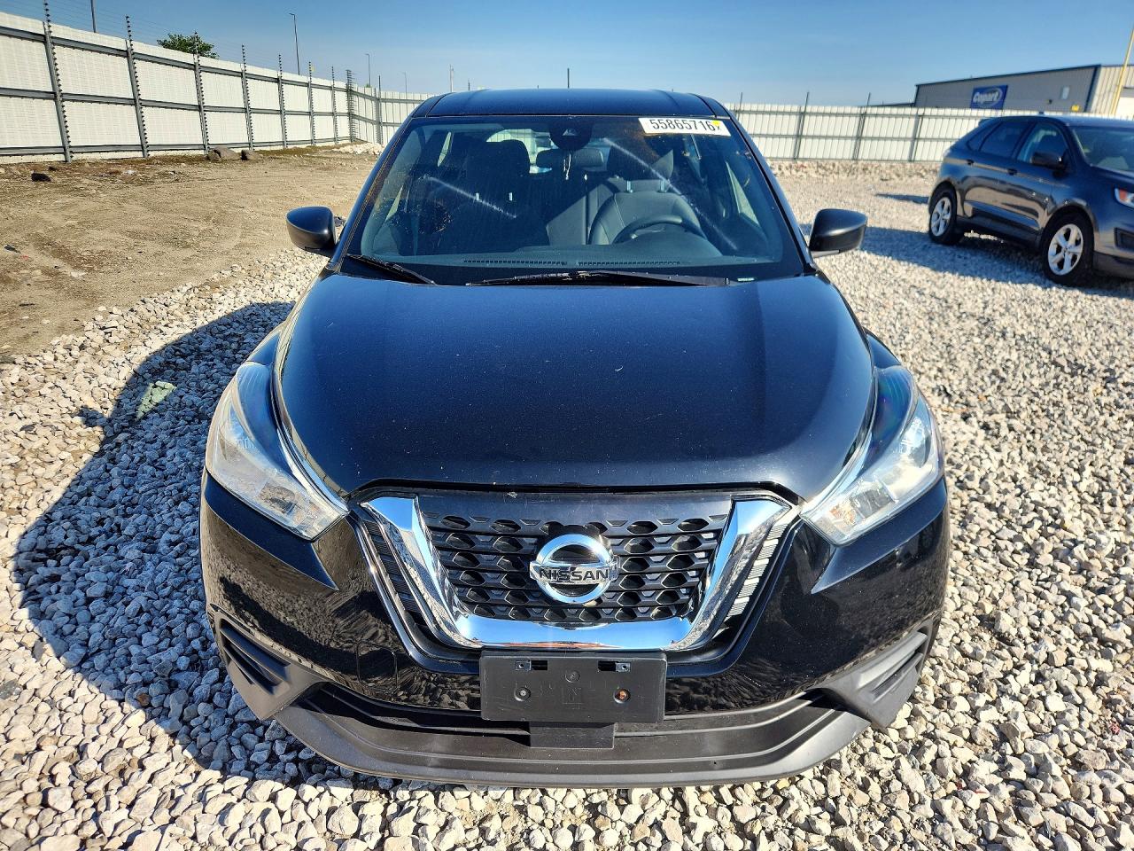 Nissan Kicks S