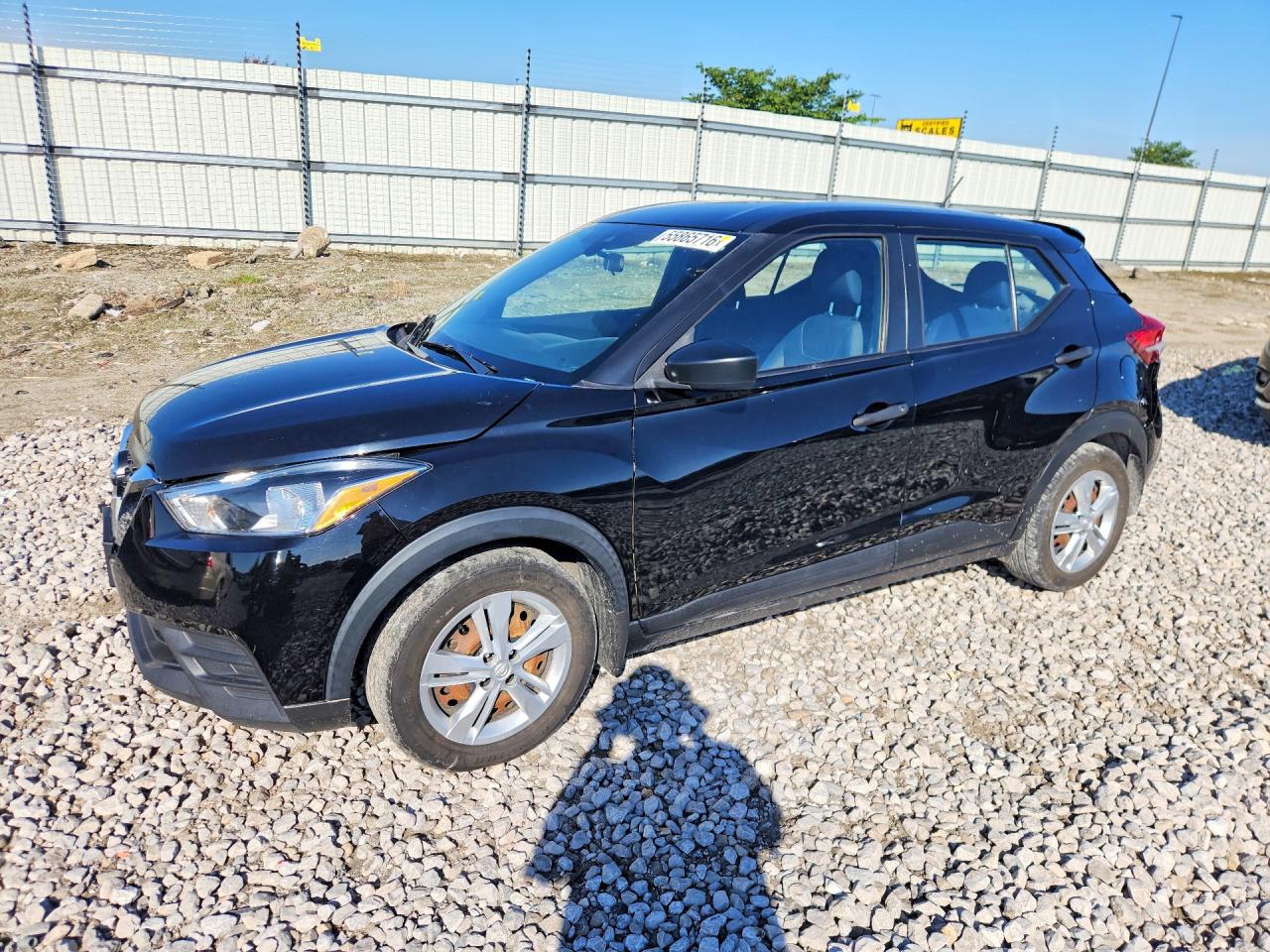Salvage Nissan Kicks Image