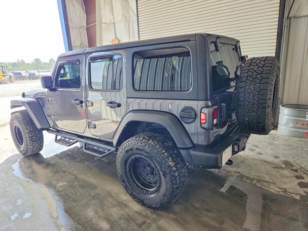 Jeep Wrangler Sport