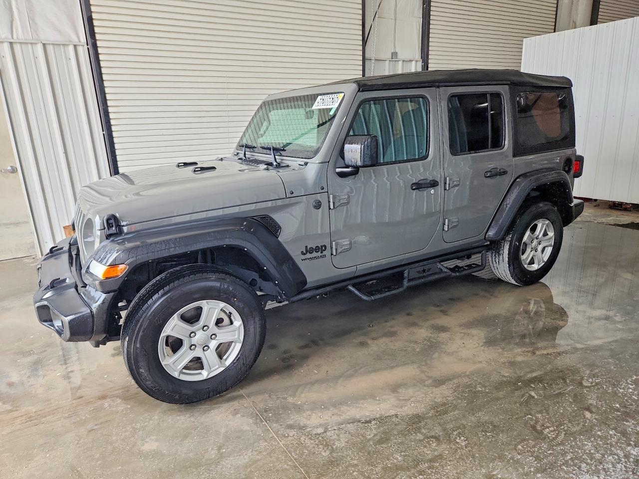 Salvage Jeep Wrangler Image