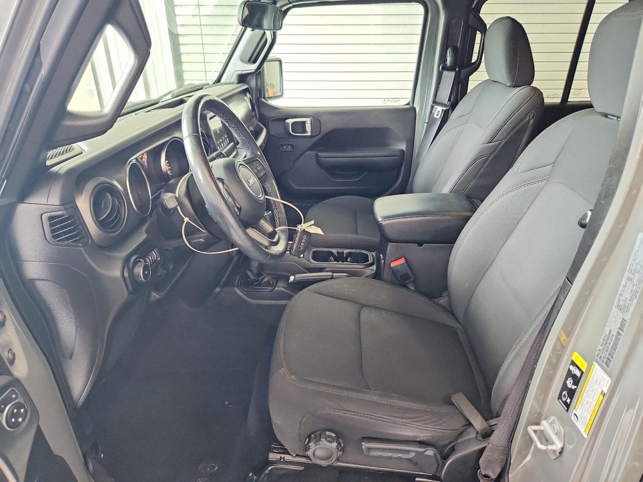 Jeep Wrangler Sport
