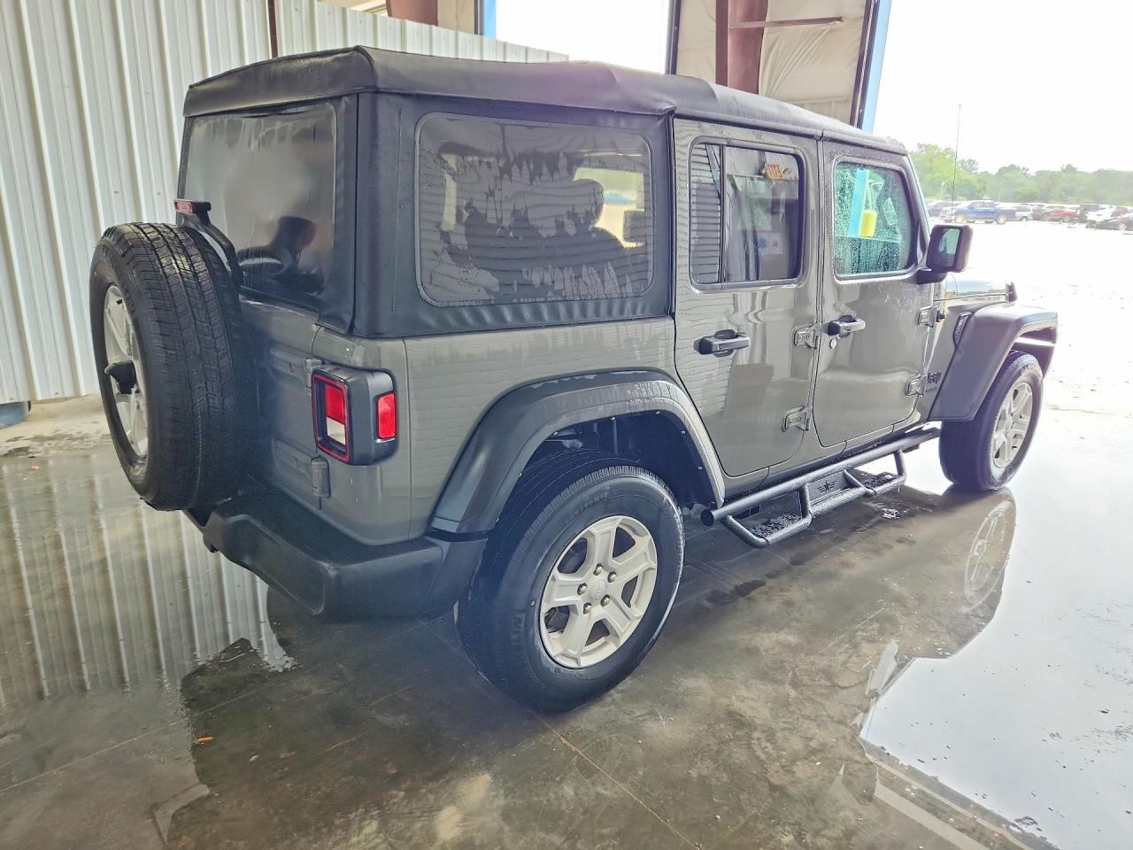 Jeep Wrangler Sport