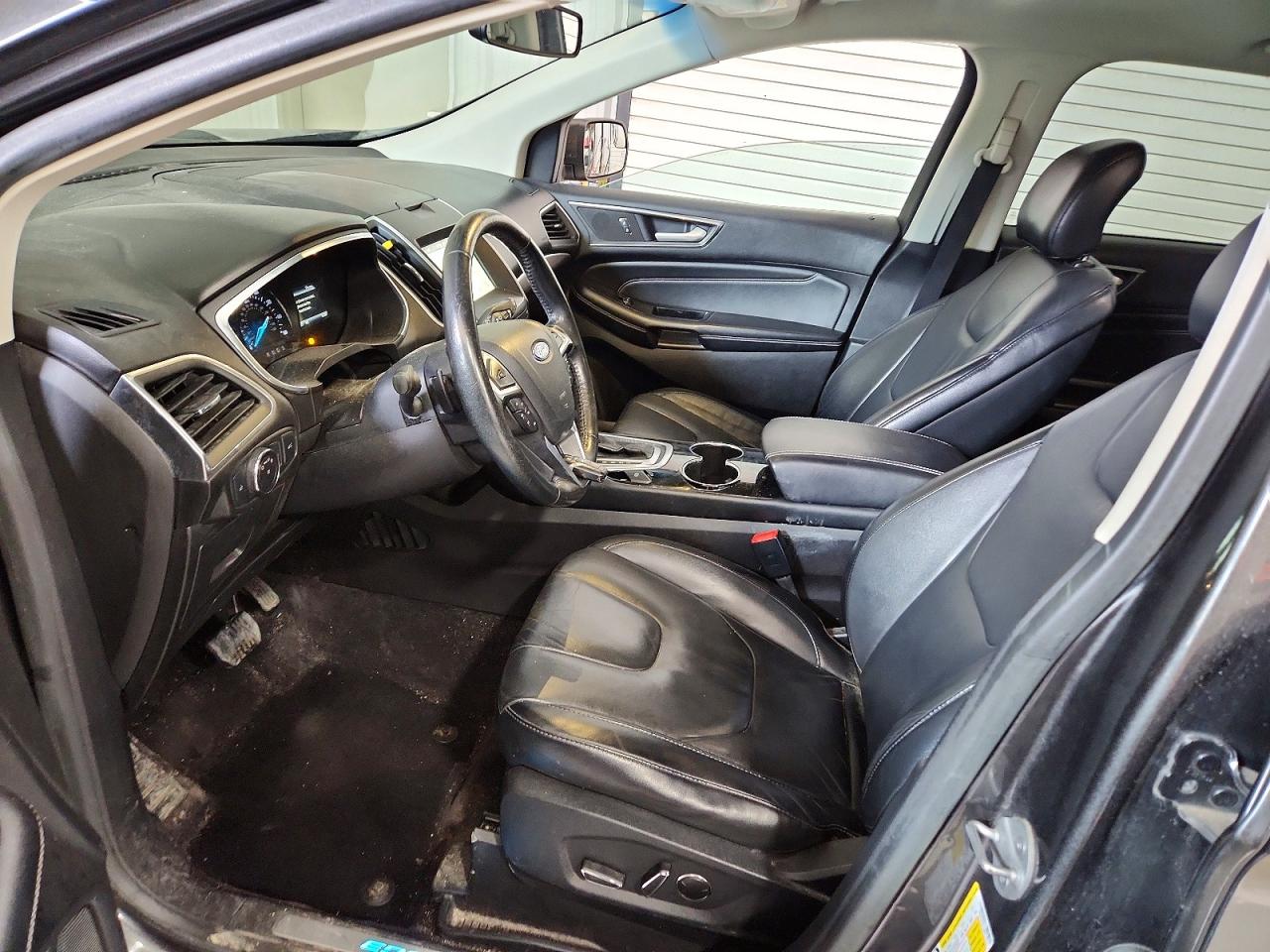 Ford Edge Titanium