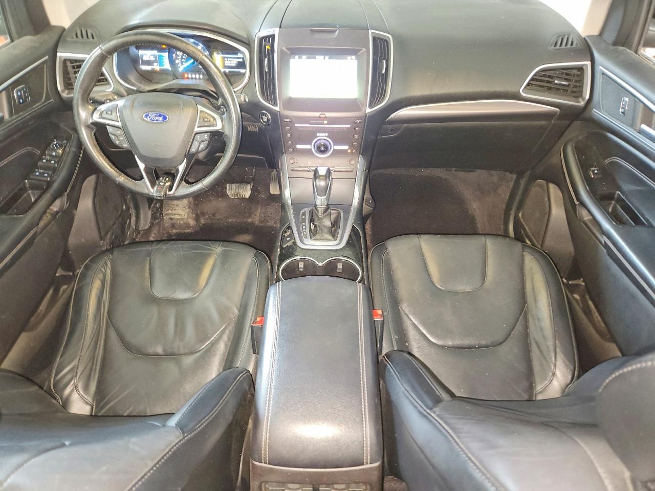 Ford Edge Titanium