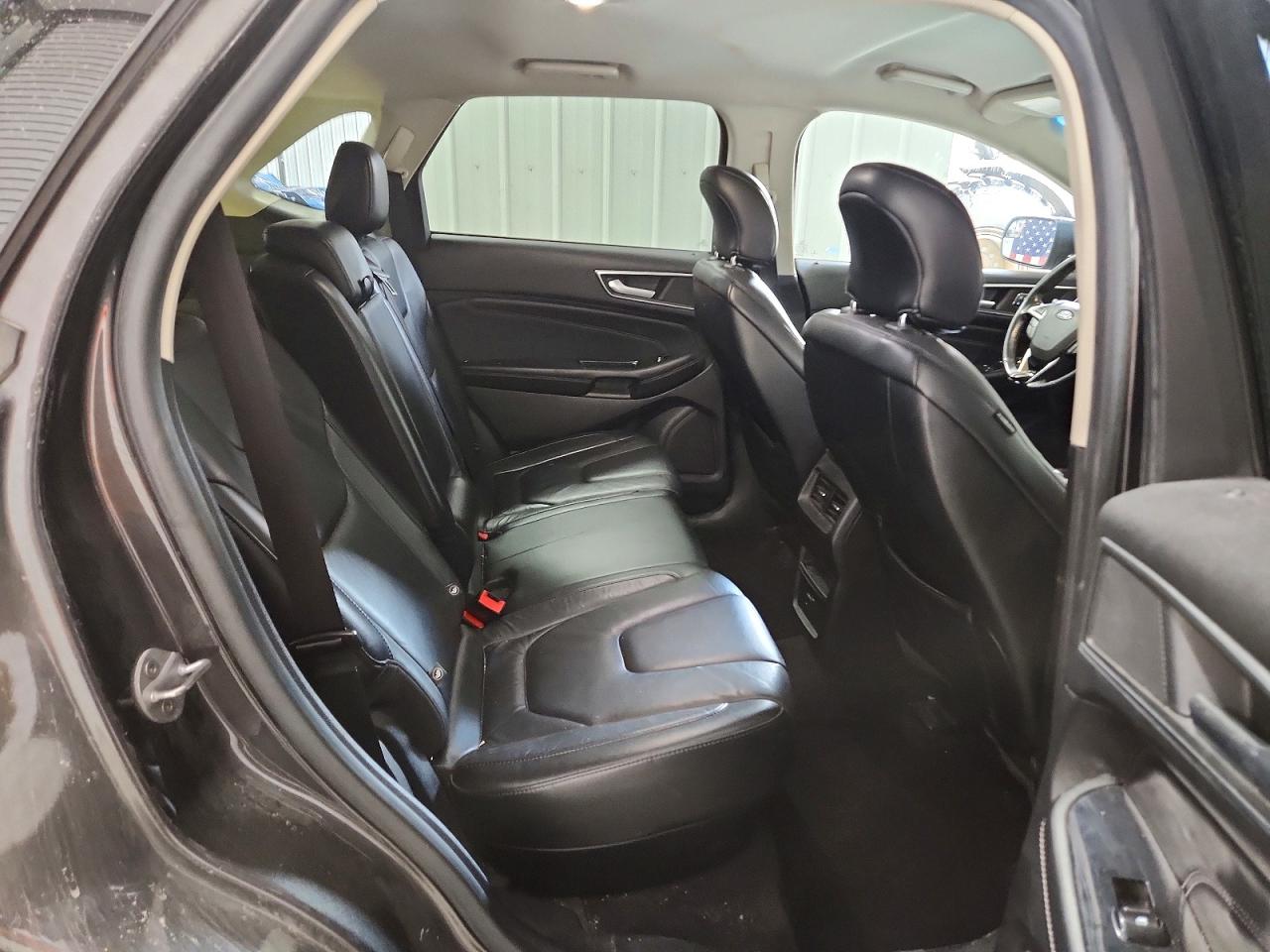 Ford Edge Titanium